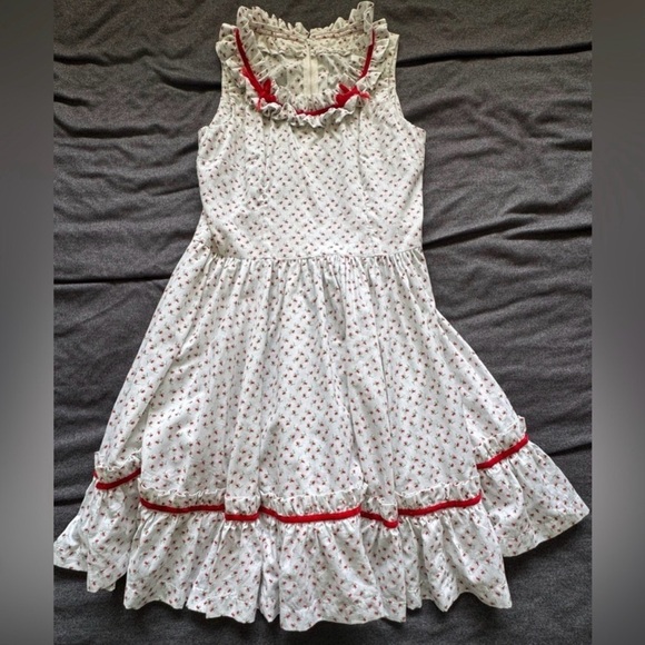 Vintage Coquette Prairie Doll Dress // Red Rosebud Ruffle Sun Dress - Size Small - Picture 8 of 12